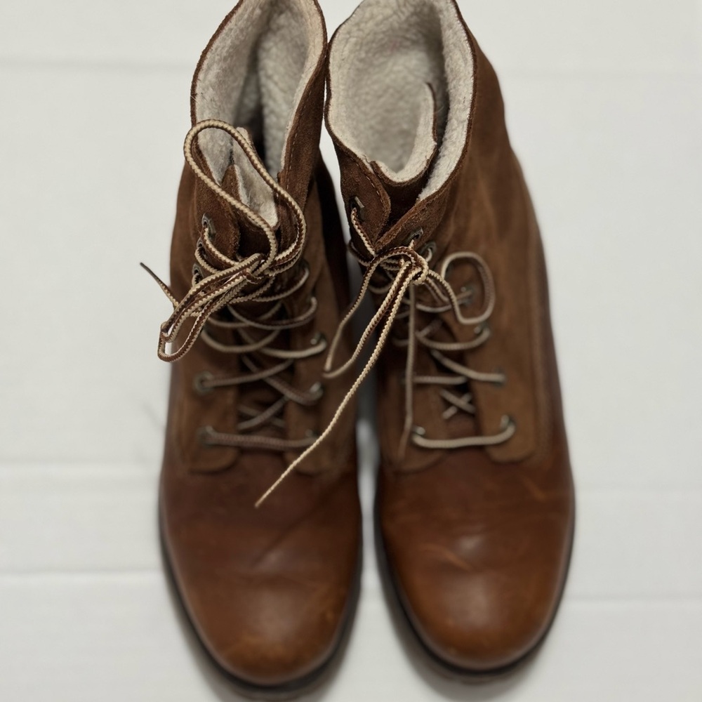 Women's Timberland® Warm-Lined Waterproof Roll-Top Boot - Picture 3 of 8